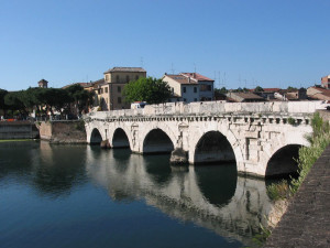 ponte tiberio rimini
